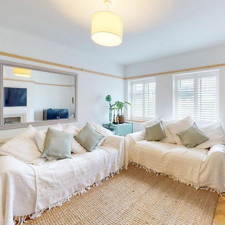 Stunning 2 Bed Flat In Richmond Apartamento Saint Saint Kew Exterior foto