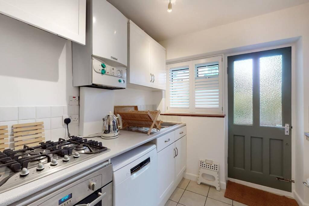 Stunning 2 Bed Flat In Richmond Apartamento Saint Saint Kew Exterior foto